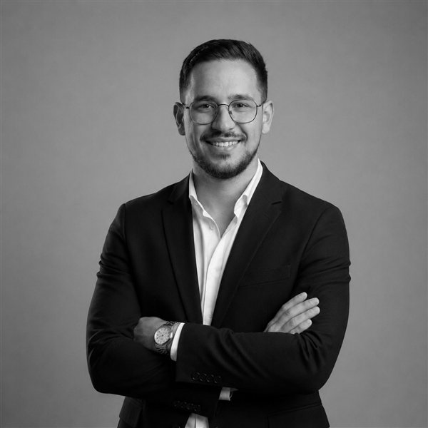 Founder 3