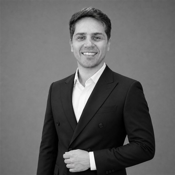 Founder 4